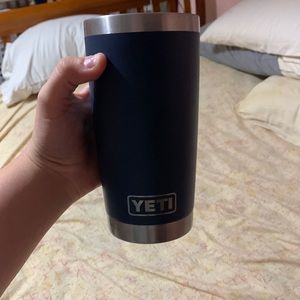 dark blue yeti travel